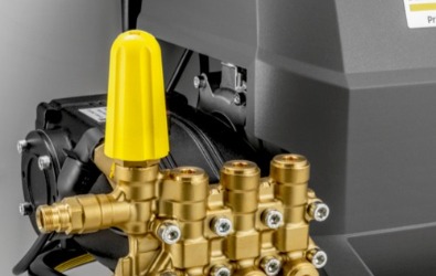 High-pressure cleaner HD 10/25-4 S ST Classic: Powerful and robust crankshaft pump with&nbsp;brass cylinder head and pistons with ceramic sleeves