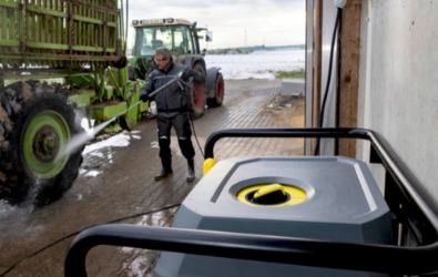 High-pressure cleaner HD 10/25-4 S ST Classic: Robust, stationary chassis